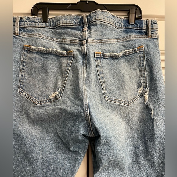 Abercrombie “The Dad” High Rise. 33/16S. Button Fly. - Picture 7 of 7